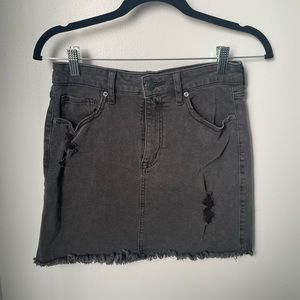 Black ripped jean skirt - 4